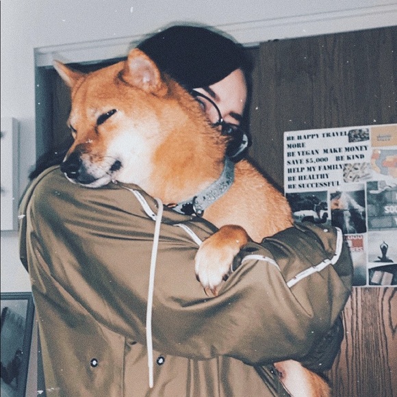 ๐ฑ๐ฅ๐ฟMeet the seller ๐ฟ๐ฅ๐ฑ - Picture 2 of 8